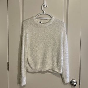 HM white cardigans 🌟